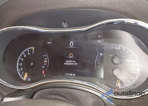 2015 Jeep Grand Cherokee Limited z USA, uszkodzony, nr VIN 1C4RJEBG4FC903724